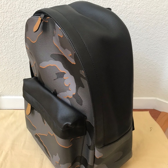 $550 NWT Coach Charles Backpack with Camo Print F3 - Picture 3 of 8